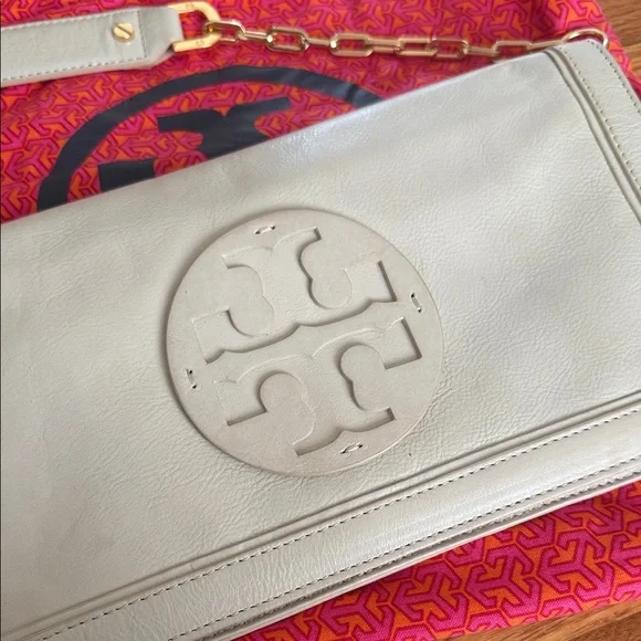 Tory Burch Beige Leather Wristlet - Picture 2 of 6
